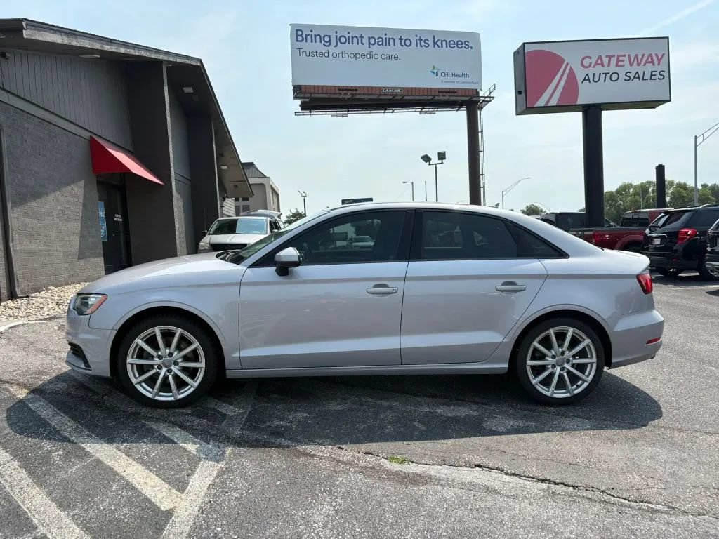 Used 2016 Audi A3 2.0T Premium AWD/4WD image 2