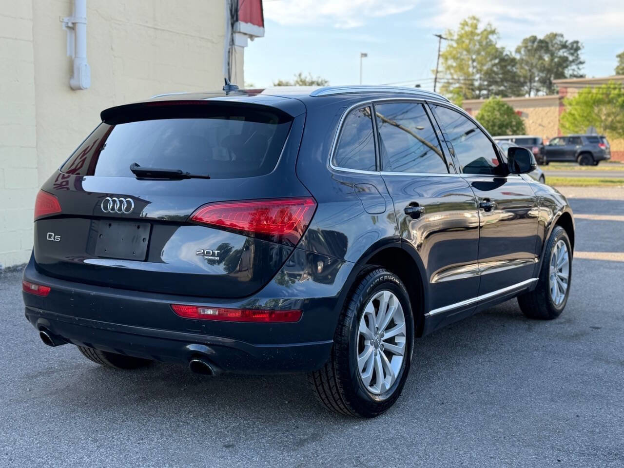 Used 2013 Audi Q5 2.0T Premium w/ Lighting Pkg AWD/4WD image 7