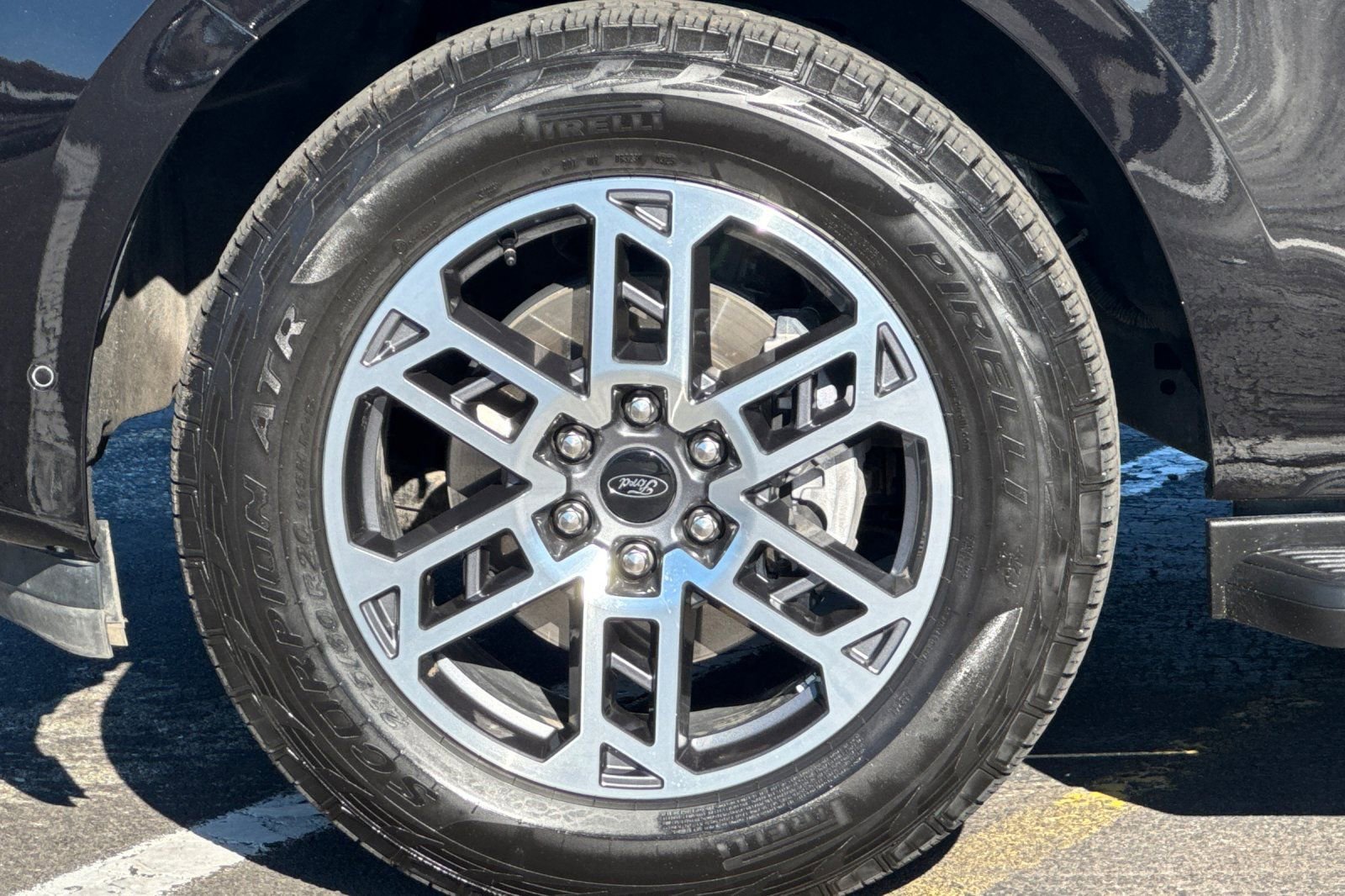 Certified 2025 Ford Expedition Active image 28