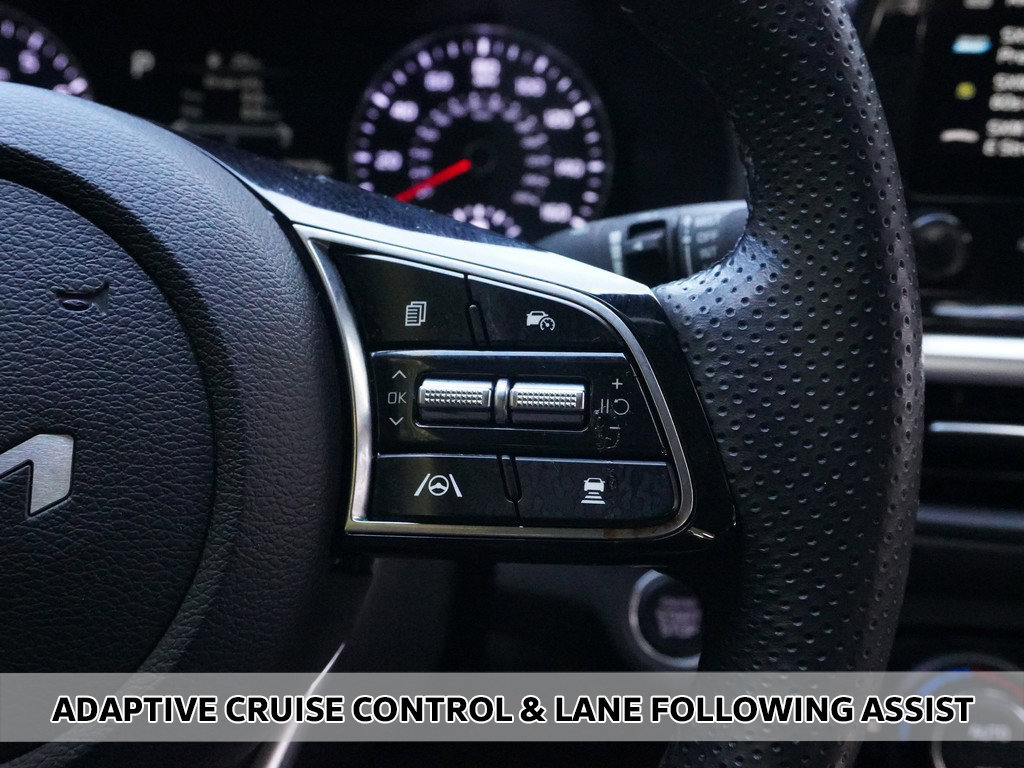 Used 2023 Kia Forte GT-Line w/ GT-Line Technology Package FWD image 4