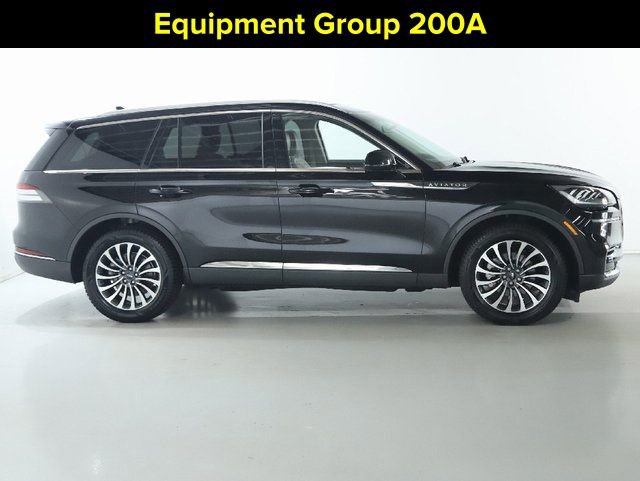 Certified 2023 Lincoln Aviator Reserve w/ Elements Package Plus image 11