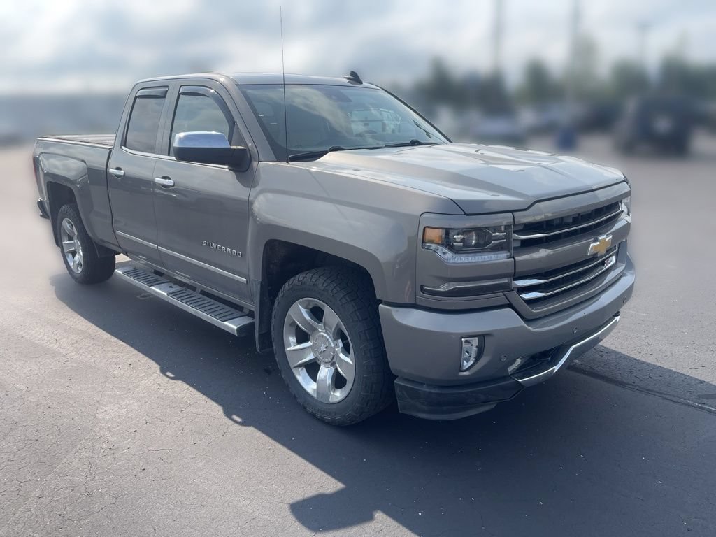 Used 2017 Chevrolet Silverado 1500 LTZ Z71 w/ LTZ Plus Package AWD/4WD image 3