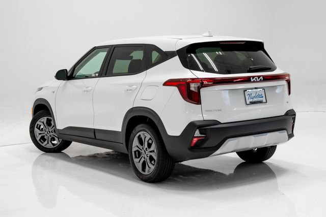 Used 2025 Kia Seltos LX AWD/4WD image 28