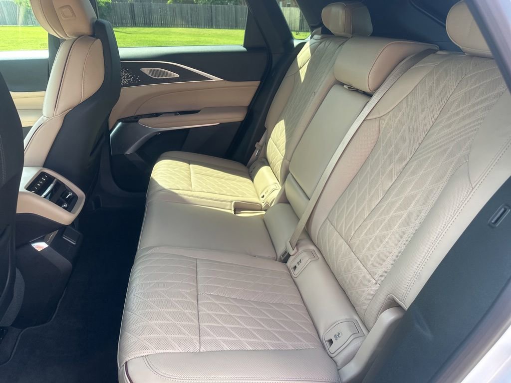 Used 2025 Cadillac Lyriq Sport w/ Nappa Leather Package AWD/4WD image 14