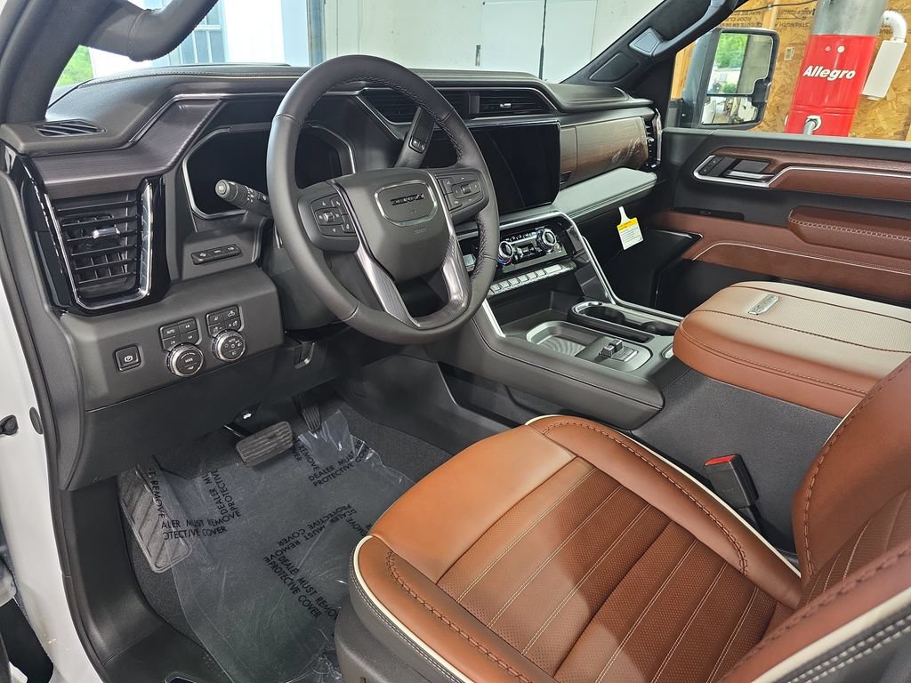 New 2026 GMC Sierra 3500 Denali Ultimate AWD/4WD image 15