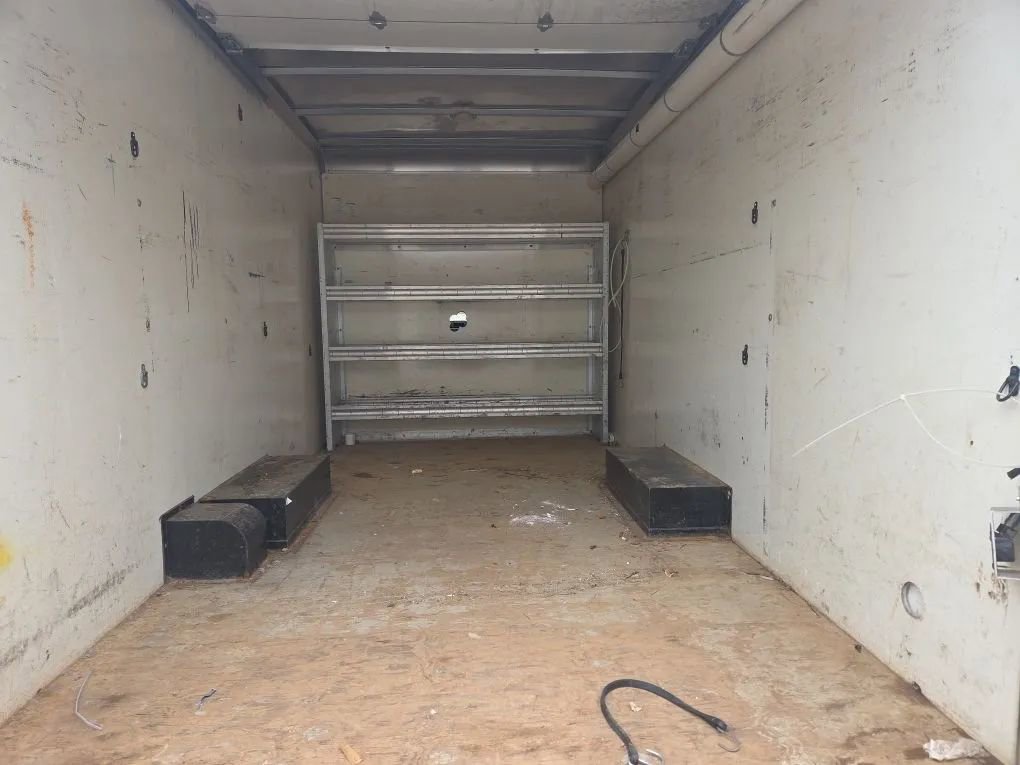 Used 2016 Ford E-350 and Econoline 350 Super Duty image 4