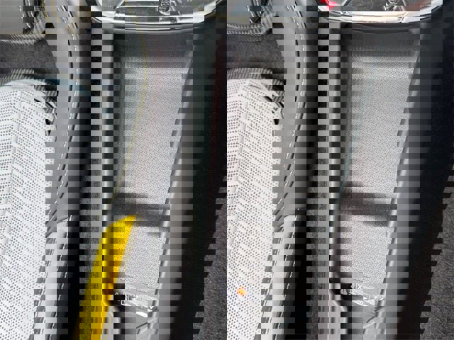 Used 2022 Chevrolet Corvette Stingray Premium Conv w/ Z51 Performance Package image 25