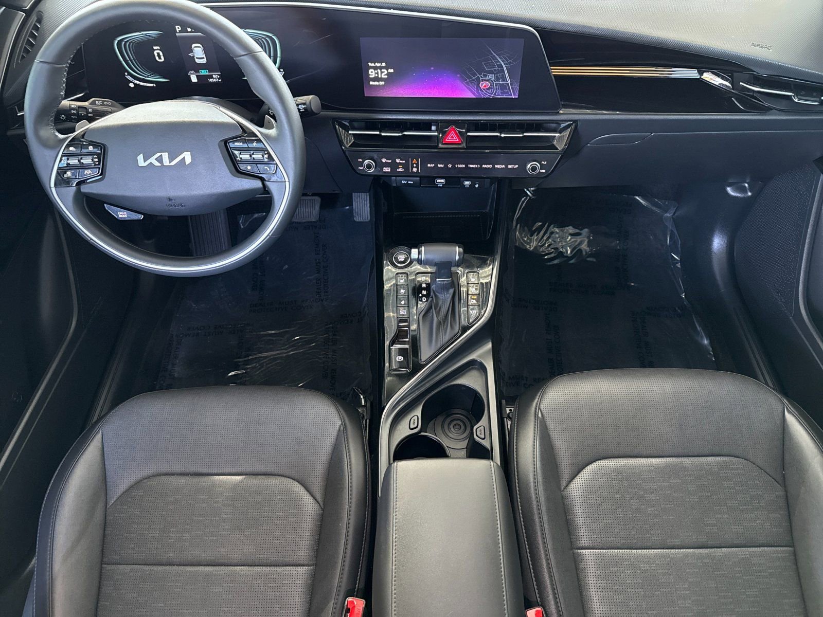 Used 2024 Kia Niro SX image 12