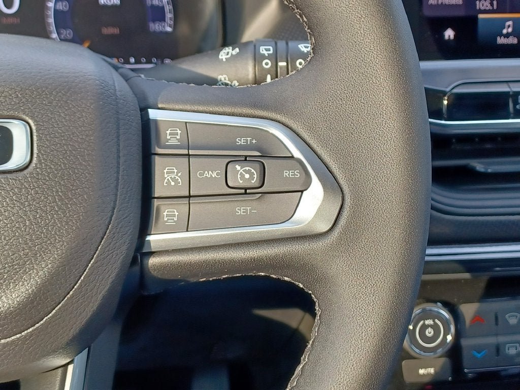New 2027 Jeep Compass Limited AWD/4WD image 14