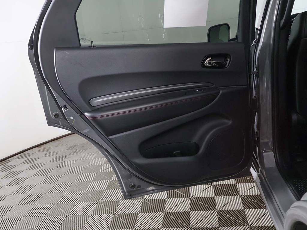 Used 2025 Dodge Durango GT AWD/4WD image 31