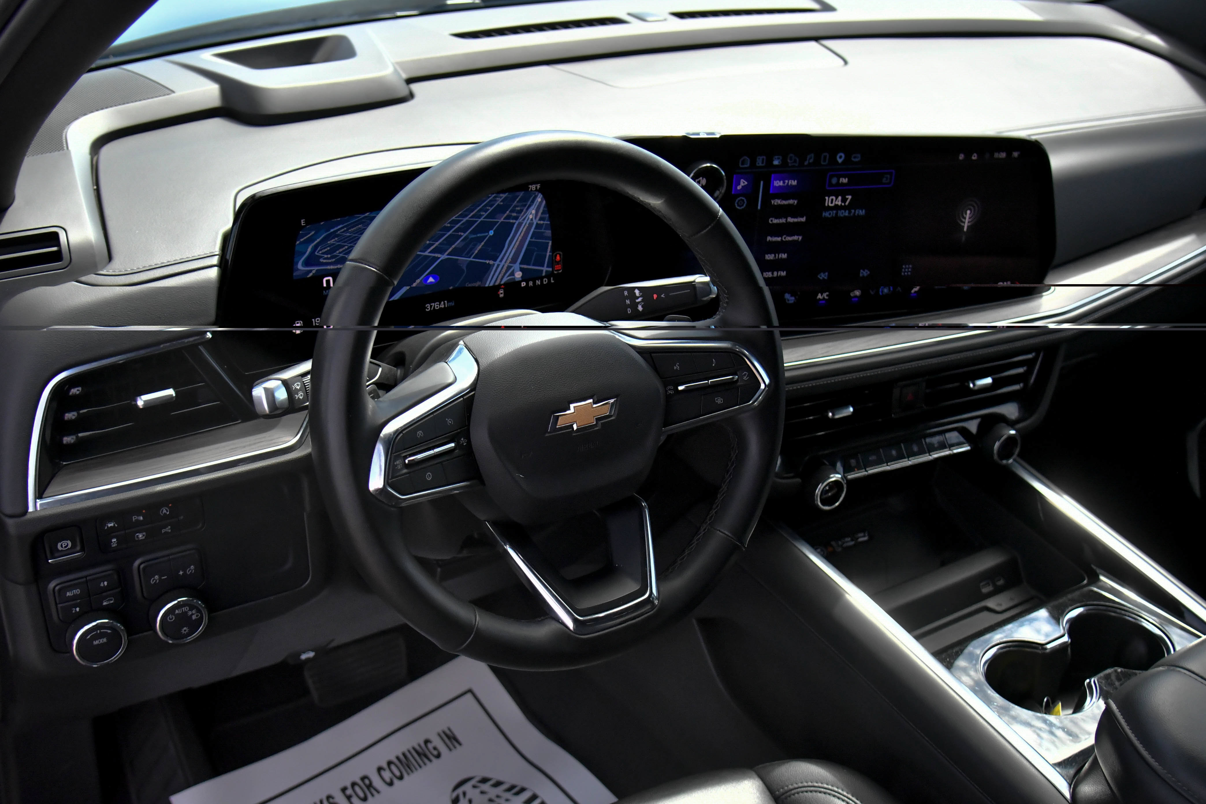 Used 2025 Chevrolet Tahoe LT AWD/4WD image 14