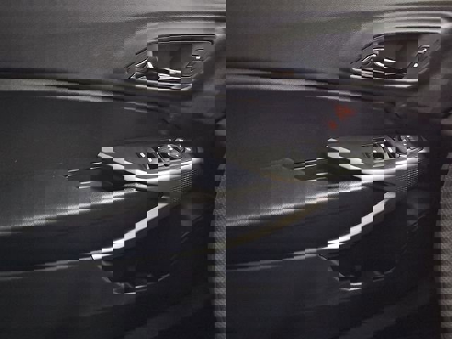 New 2026 Chevrolet Trax LS w/ LS Convenience Package image 20