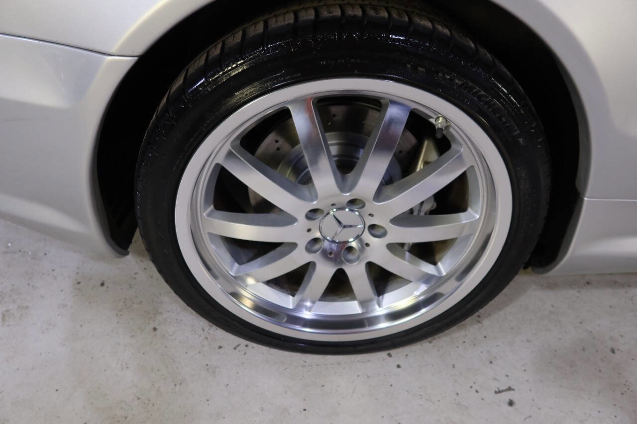 Used 2005 Mercedes-Benz SL 55 AMG SL 55 AMG 2dr Convertible image 44