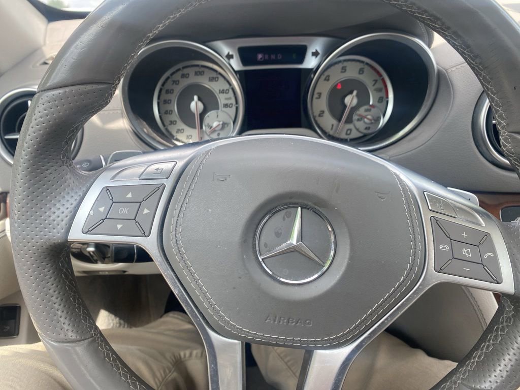 Used 2015 Mercedes-Benz SL 550 image 13