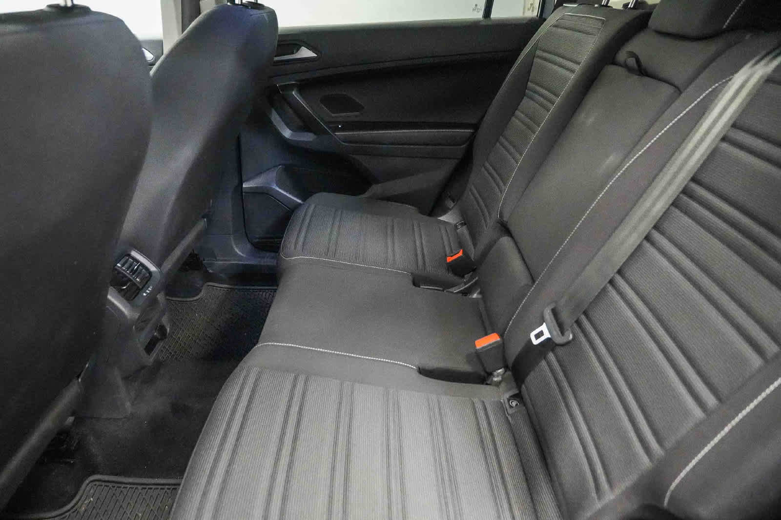 Used 2024 Volkswagen Tiguan S FWD image 18