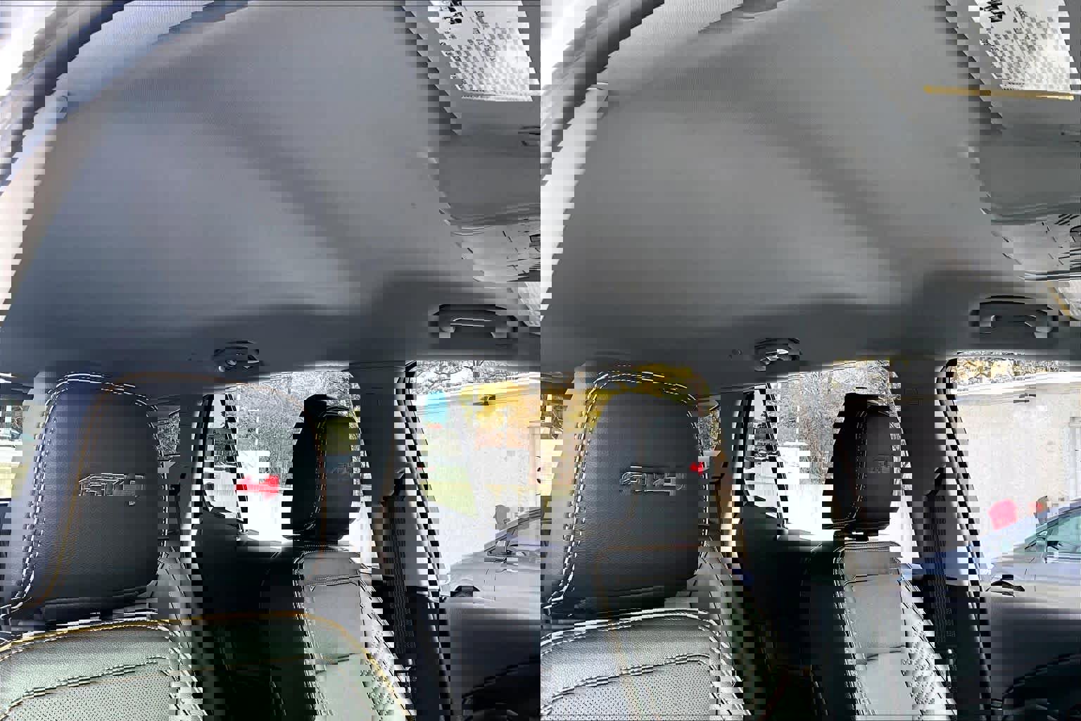 Used 2024 GMC Terrain AT4 w/ Infotainment Package II image 14