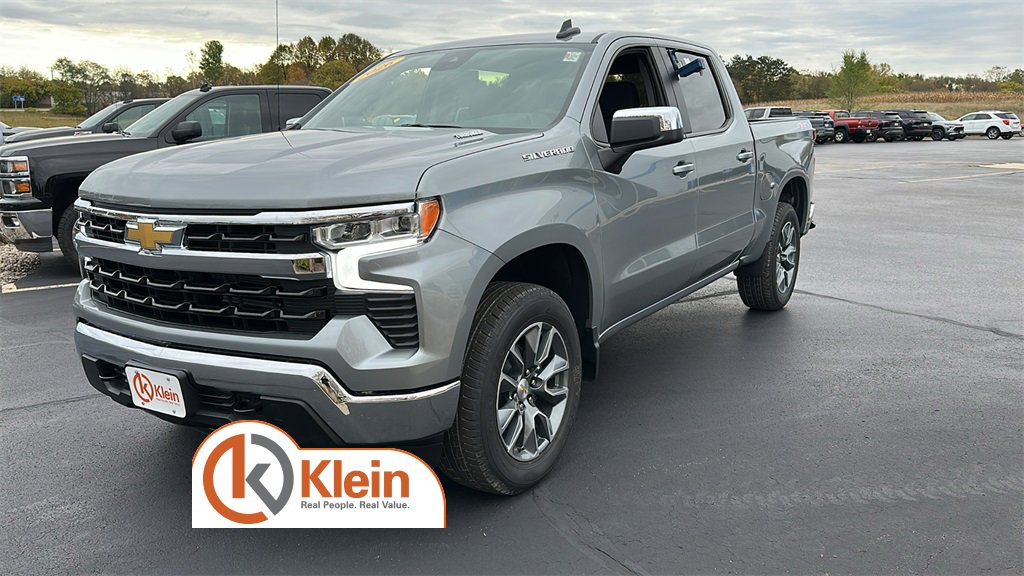 New 2026 Chevrolet Silverado 1500 LT image 3