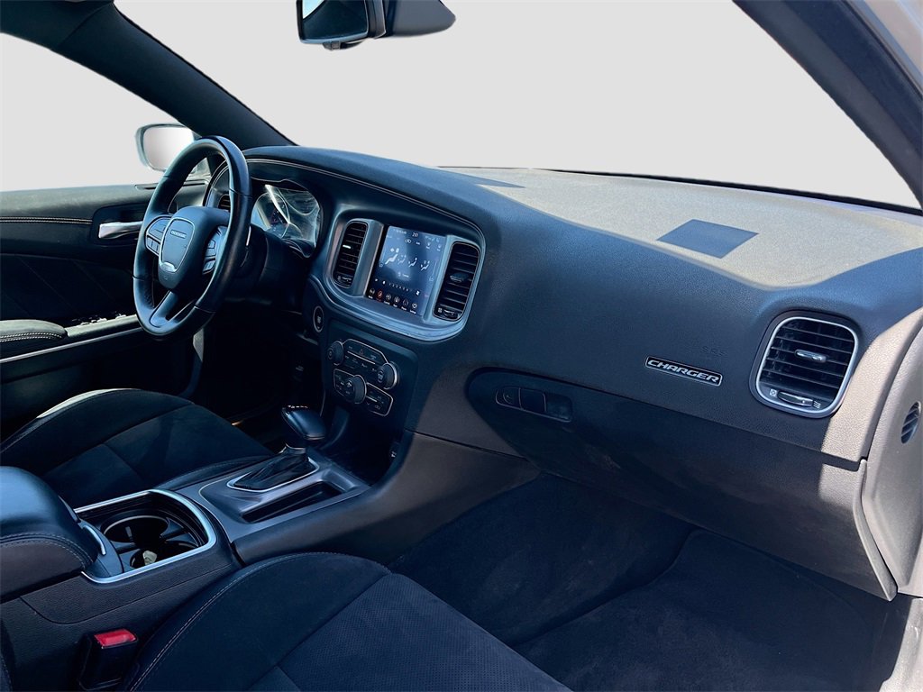 Used 2023 Dodge Charger R/T w/ Plus Group image 28