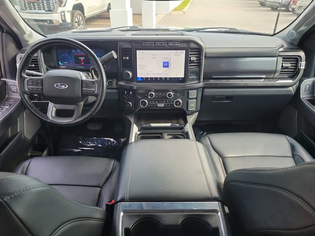 Used 2023 Ford F350 Lariat w/ Lariat Ultimate Package AWD/4WD image 17