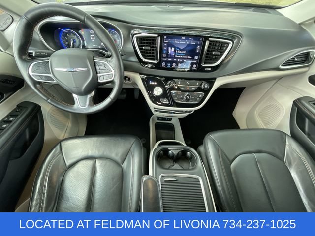 Used 2020 Chrysler Pacifica Touring-L Plus FWD image 20