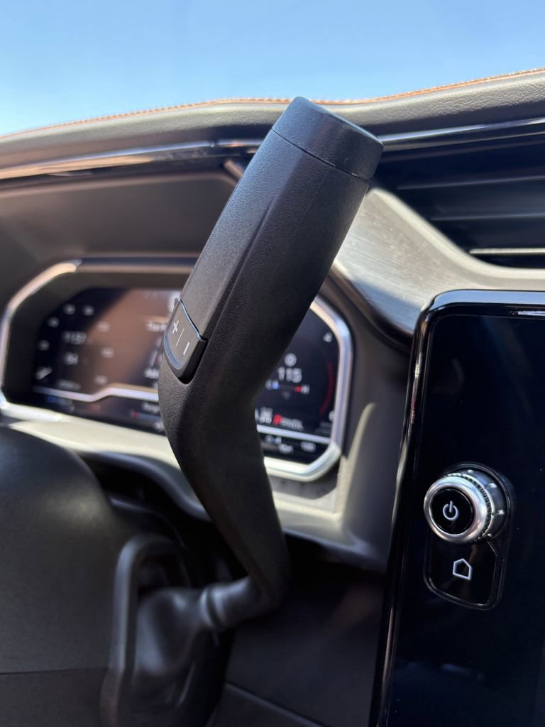 Used 2024 GMC Sierra 2500 AT4 w/ AT4 Premium Plus Package AWD/4WD image 22
