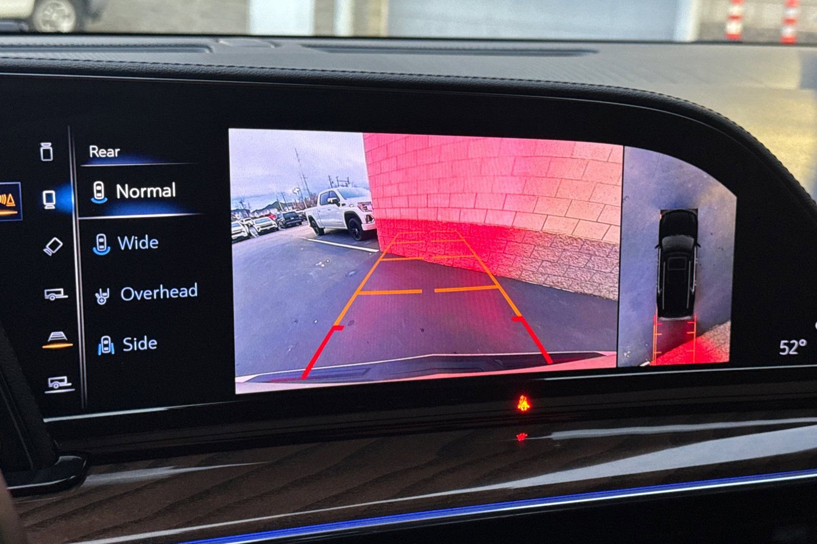 Certified 2024 Cadillac Escalade Premium Luxury Platinum w/ Heavy-Duty Trailer Package image 25