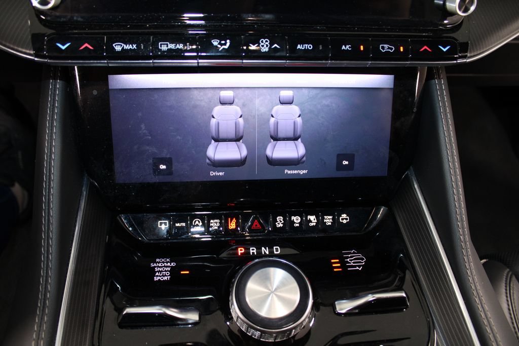 Used 2025 Jeep Grand Wagoneer Series II Obsidian w/ Quick Order Packagew 28T AWD/4WD image 33