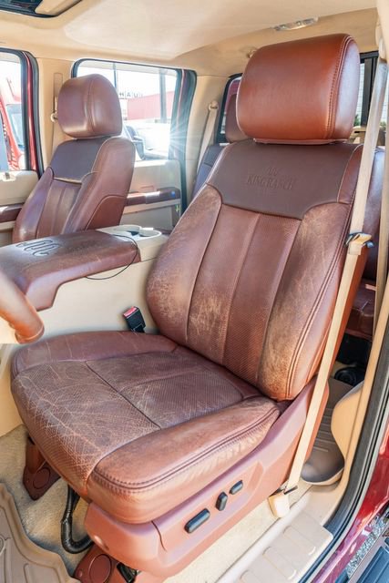 Used 2012 Ford F250 King Ranch w/ King Ranch w/Chrome Pkg image 19