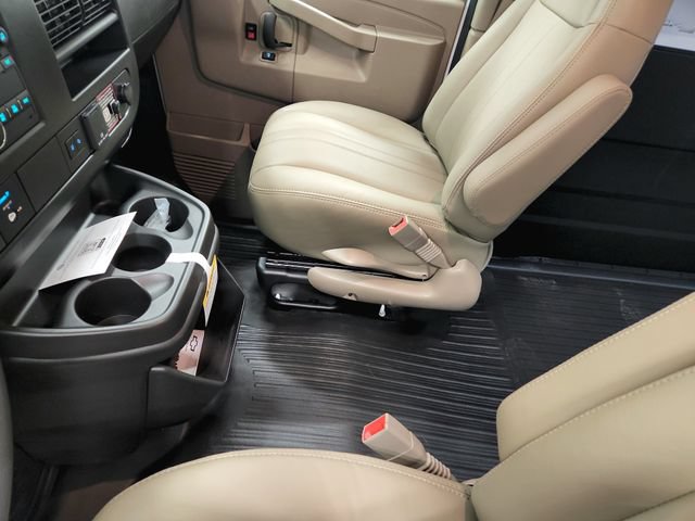 New 2026 Chevrolet Express 3500 RWD image 23