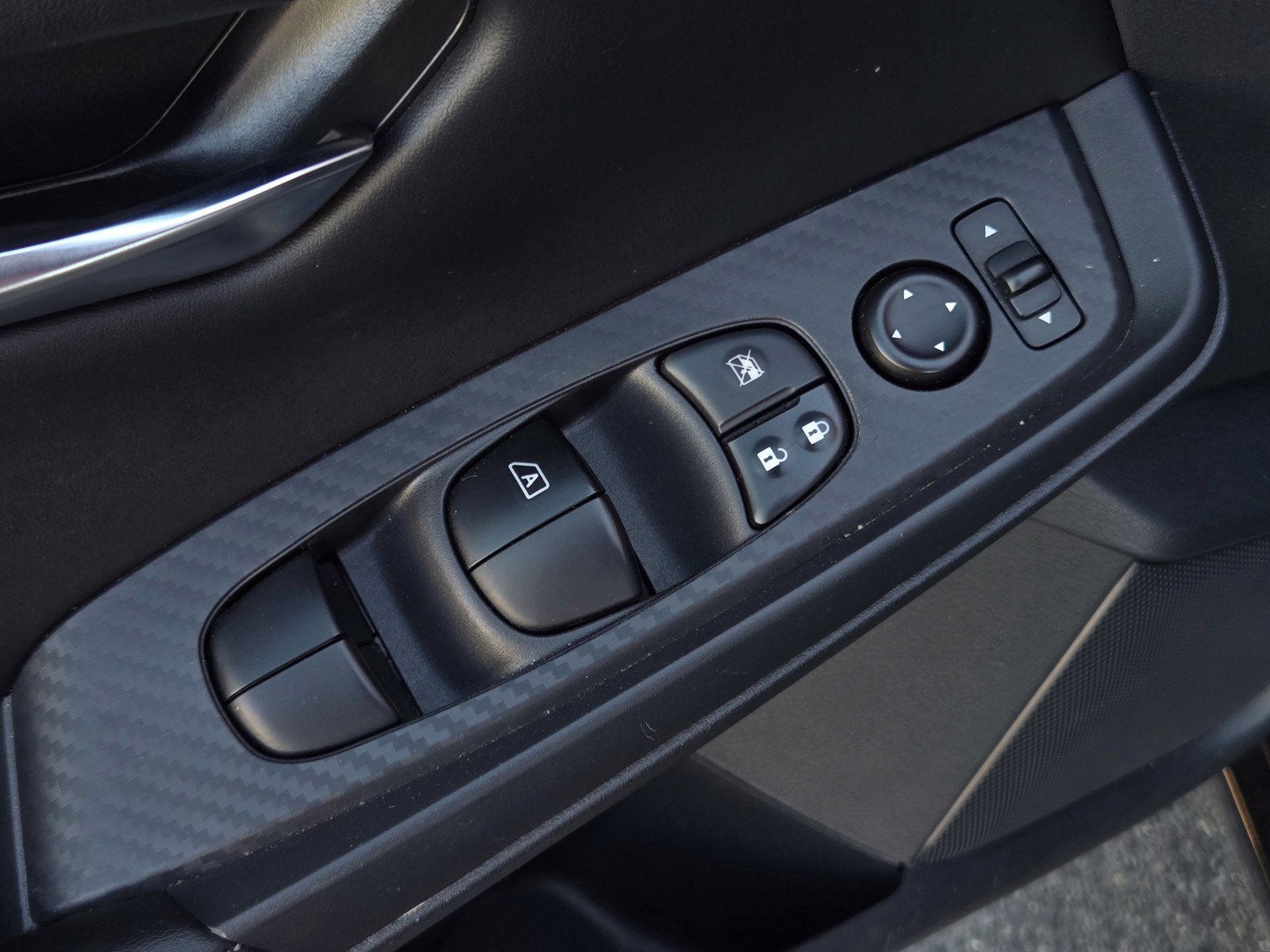 Used 2020 Nissan Sentra SV w/ Electronics Package FWD image 10