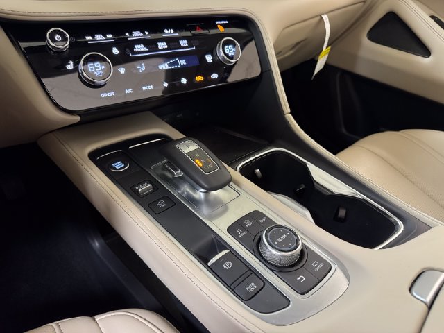 Used 2025 INFINITI QX60 Pure FWD image 17