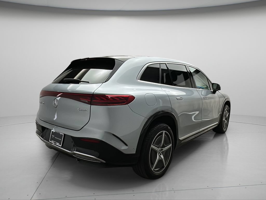 Used 2023 Mercedes-Benz EQS 580 4MATIC SUV image 6