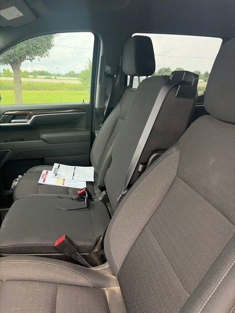 Used 2026 Chevrolet Silverado 1500 LT AWD/4WD image 19