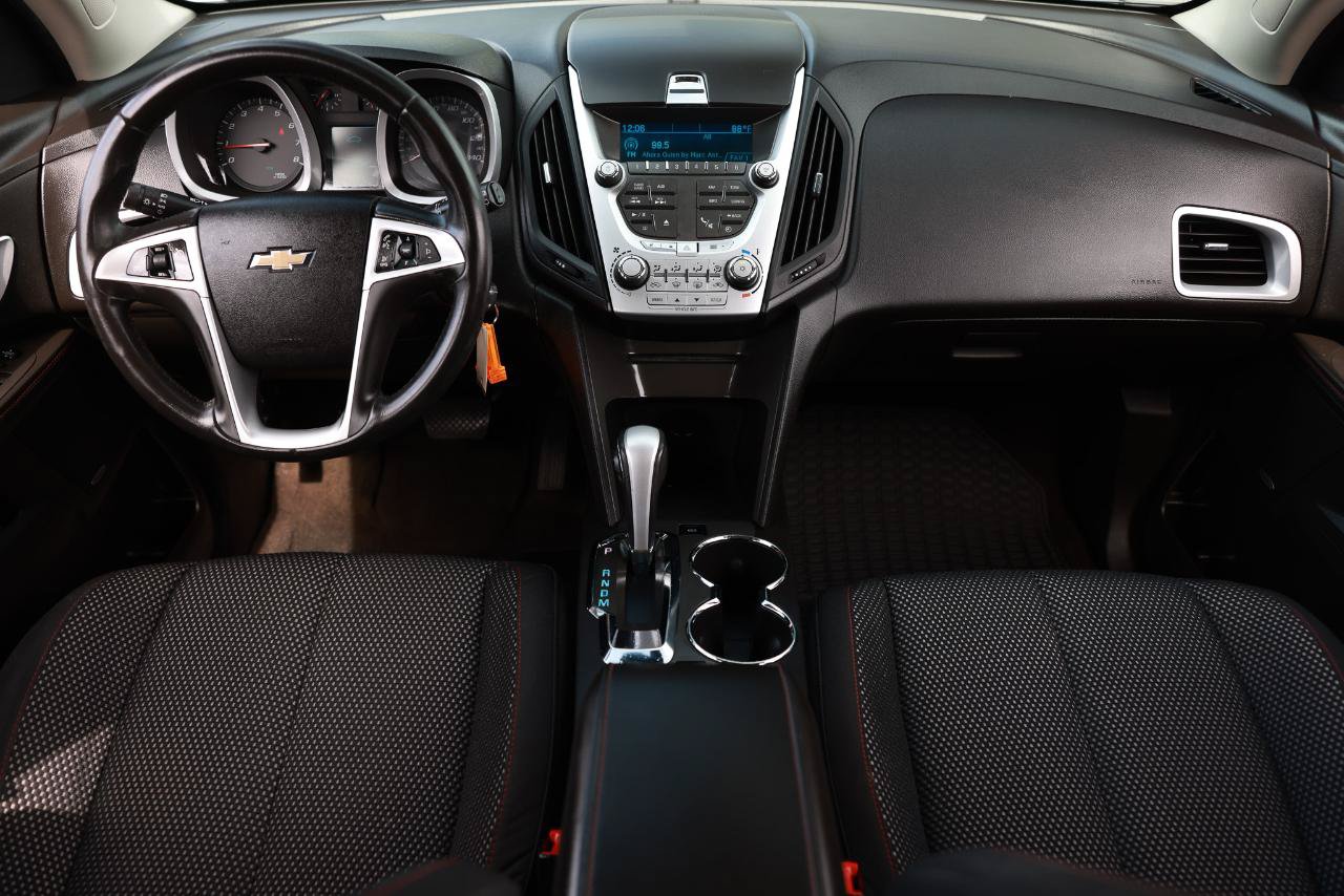 Used 2010 Chevrolet Equinox LT w/ Vehicle Interface Package FWD image 2