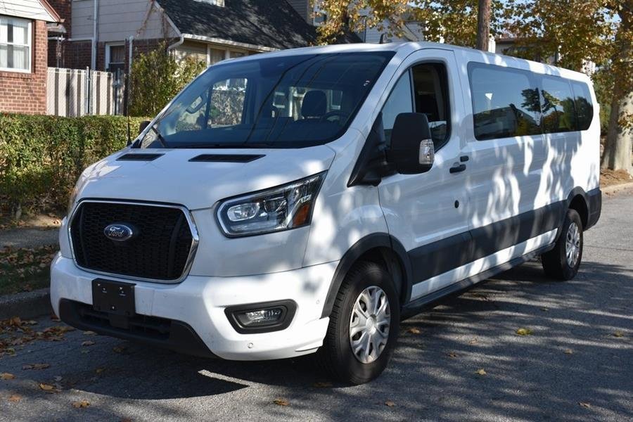 Used 2024 Ford Transit 350 XLT image 2