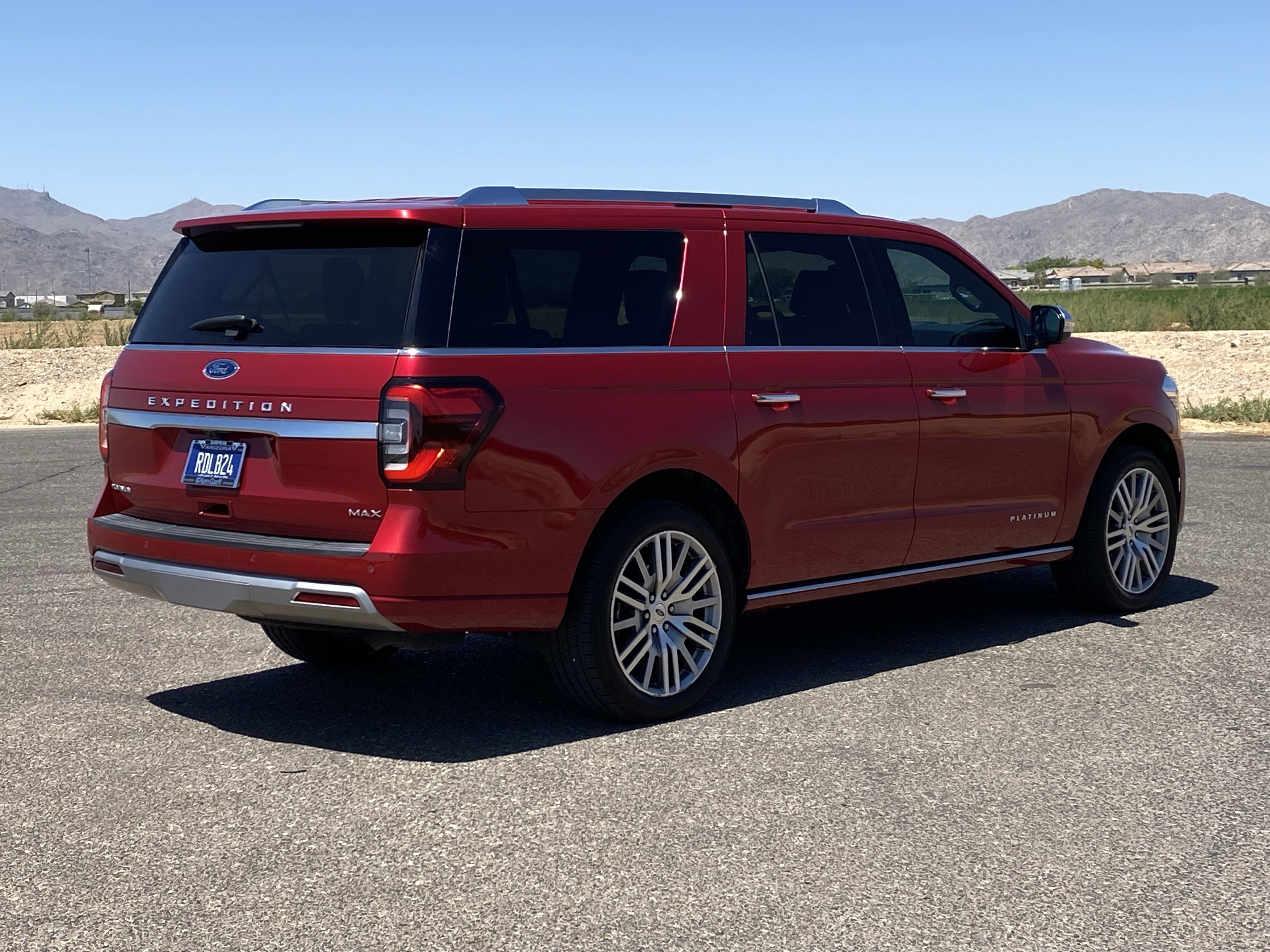Used 2022 Ford Expedition Max Platinum AWD/4WD image 3