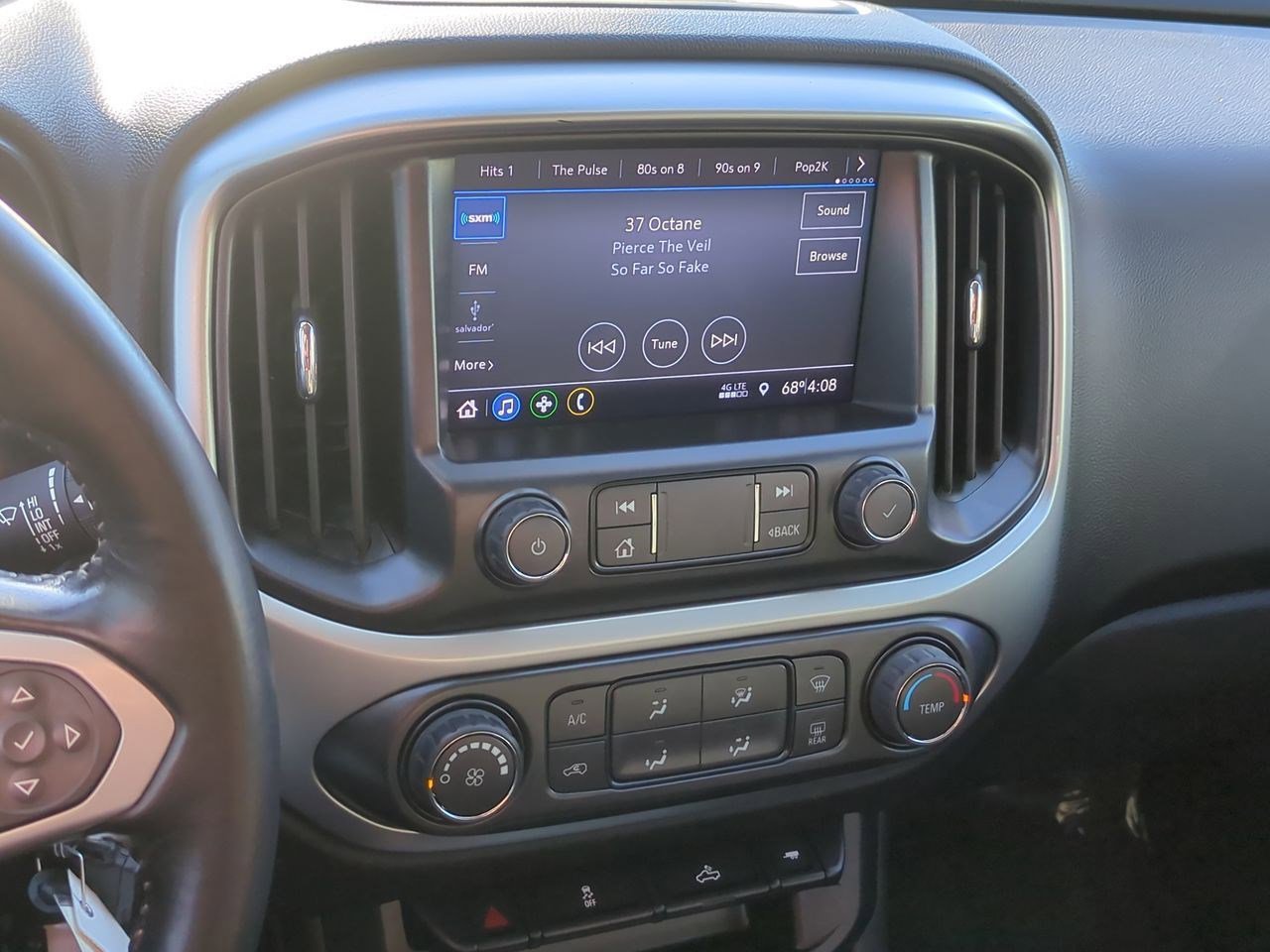 Used 2022 Chevrolet Colorado LT w/ LT Convenience Package image 15