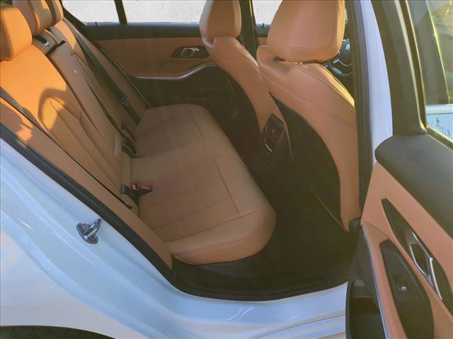 Certified 2025 BMW 330i Sedan w/ Premium Package image 18