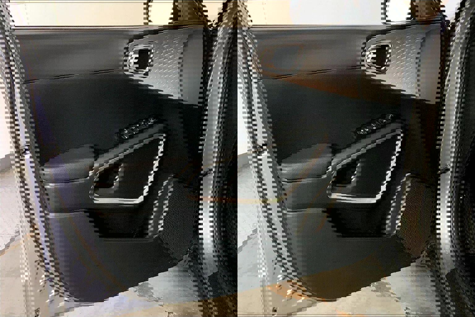 Used 2025 Kia Soul LX w/ LX Technology Package image 24