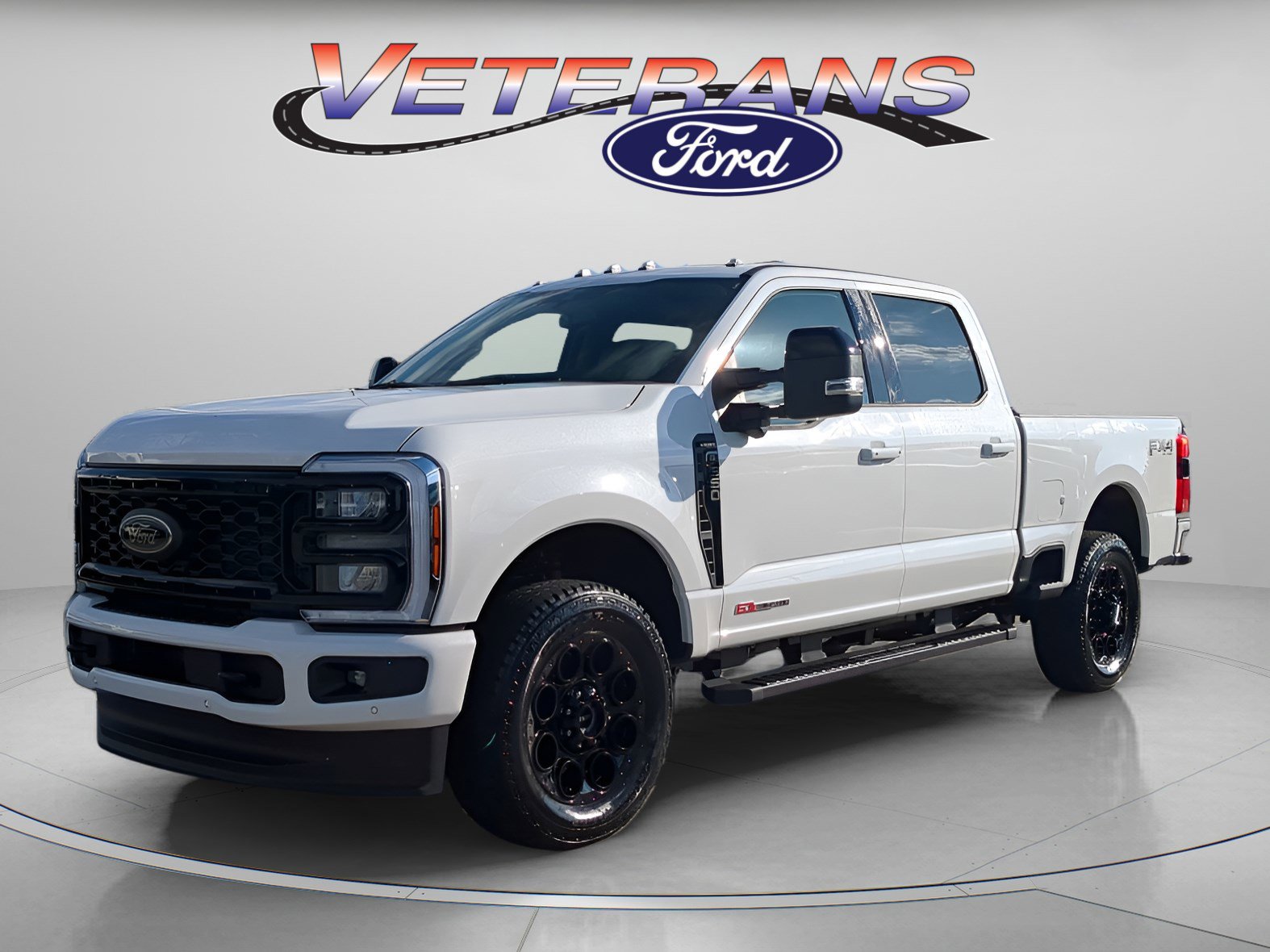 New 2026 Ford F350 Lariat w/ Black Appearance Package