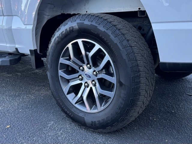 Used 2021 Ford F150 Lariat w/ Equipment Group 501A Mid image 21