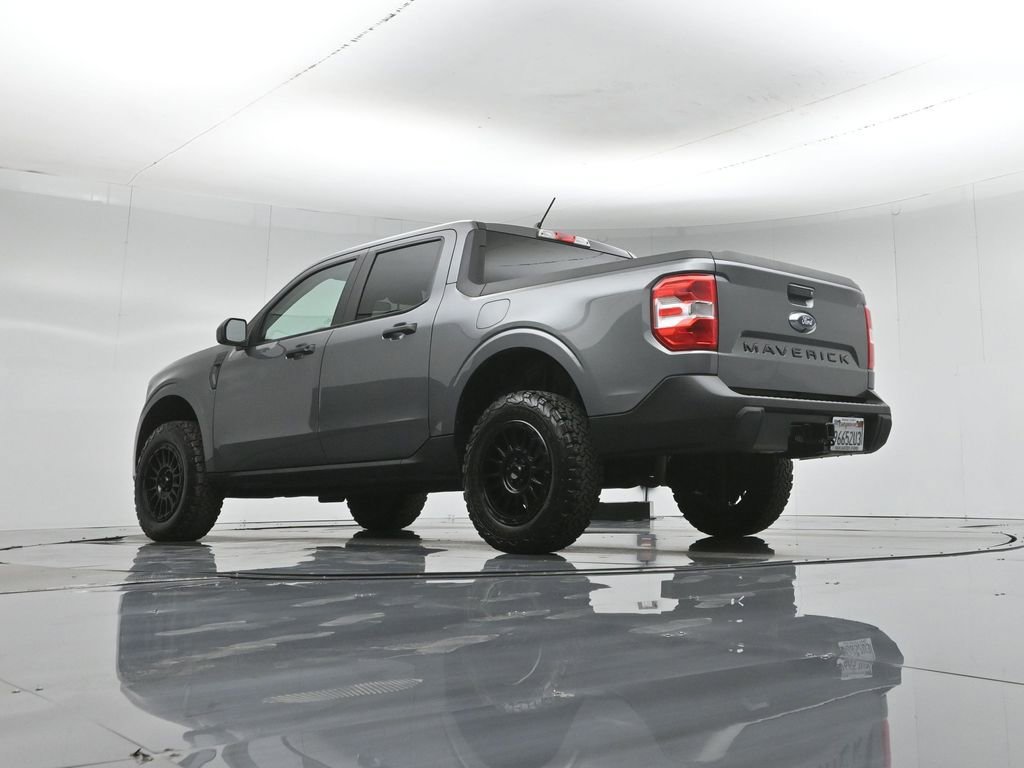 Used 2023 Ford Maverick XL image 3