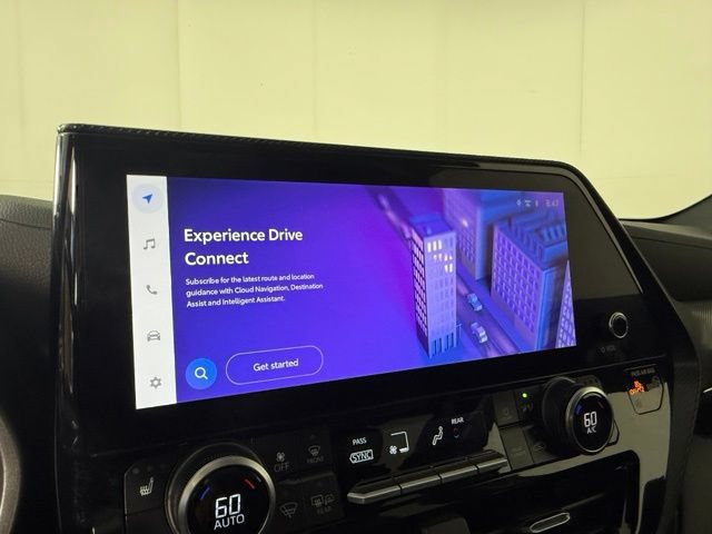 Used 2024 Toyota Highlander XSE FWD image 21