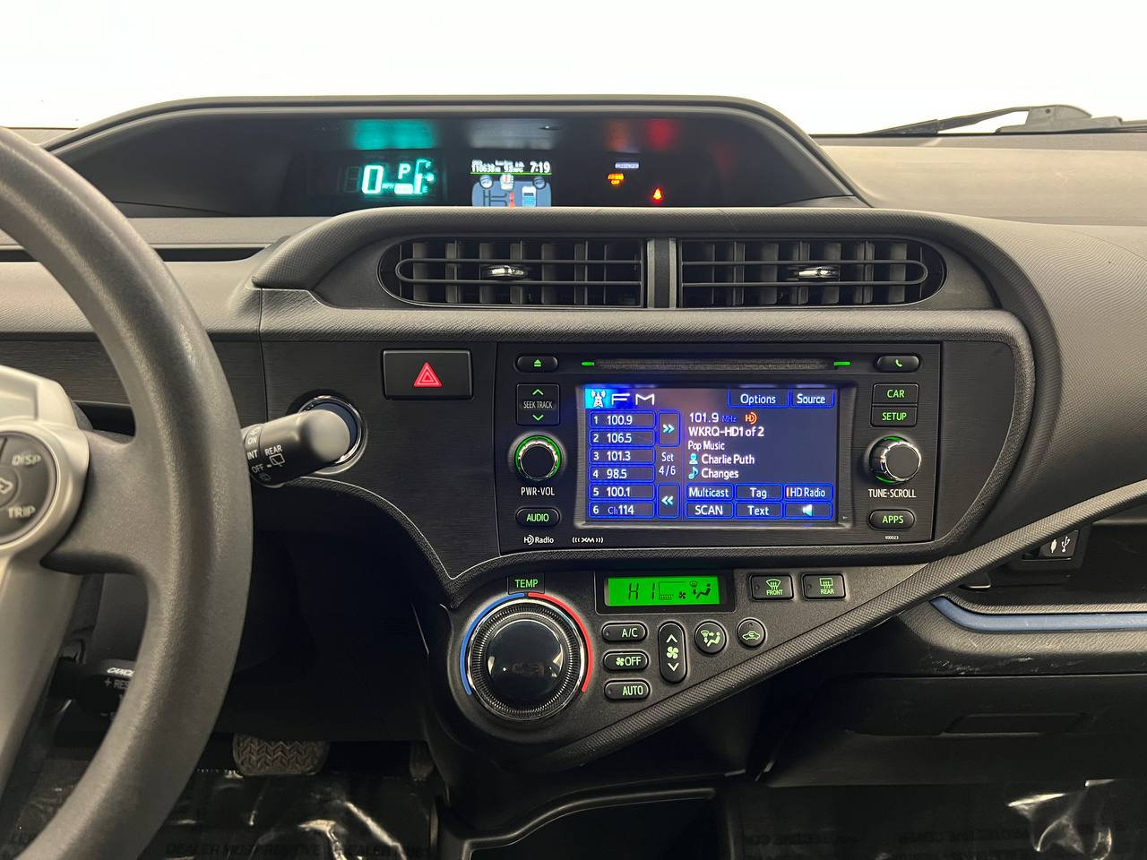 Used 2013 Toyota Prius C Three image 17