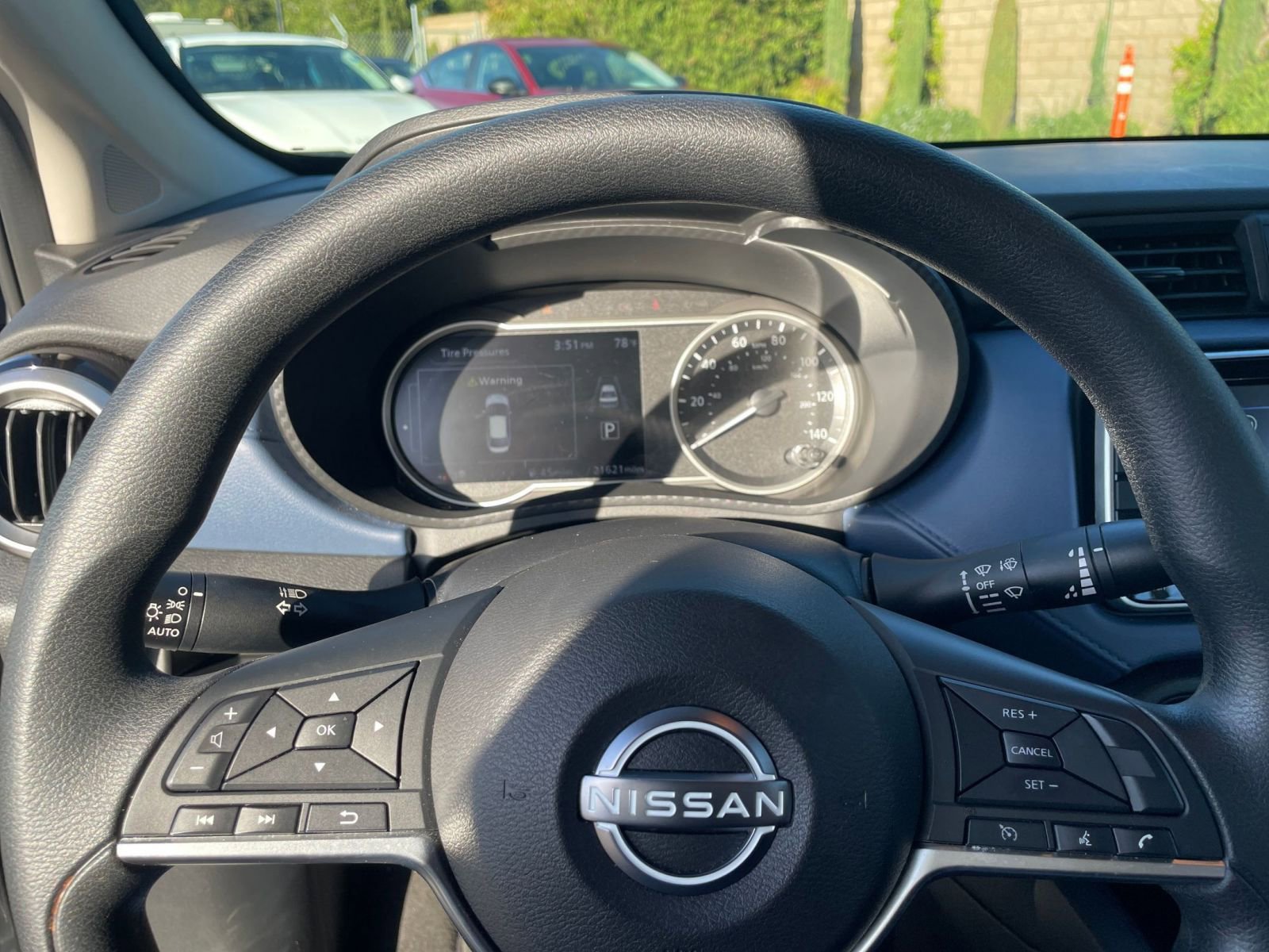 Used 2025 Nissan Versa SV w/ Trunk Package image 25