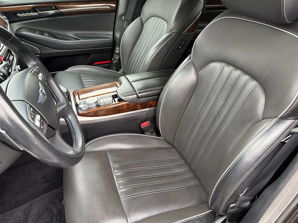 Used 2019 Genesis G90 5.0 Ultimate RWD image 15