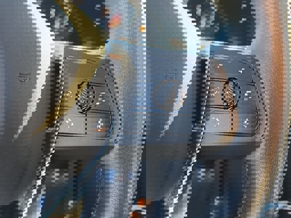 Used 2025 BMW X1 xDrive28i image 14