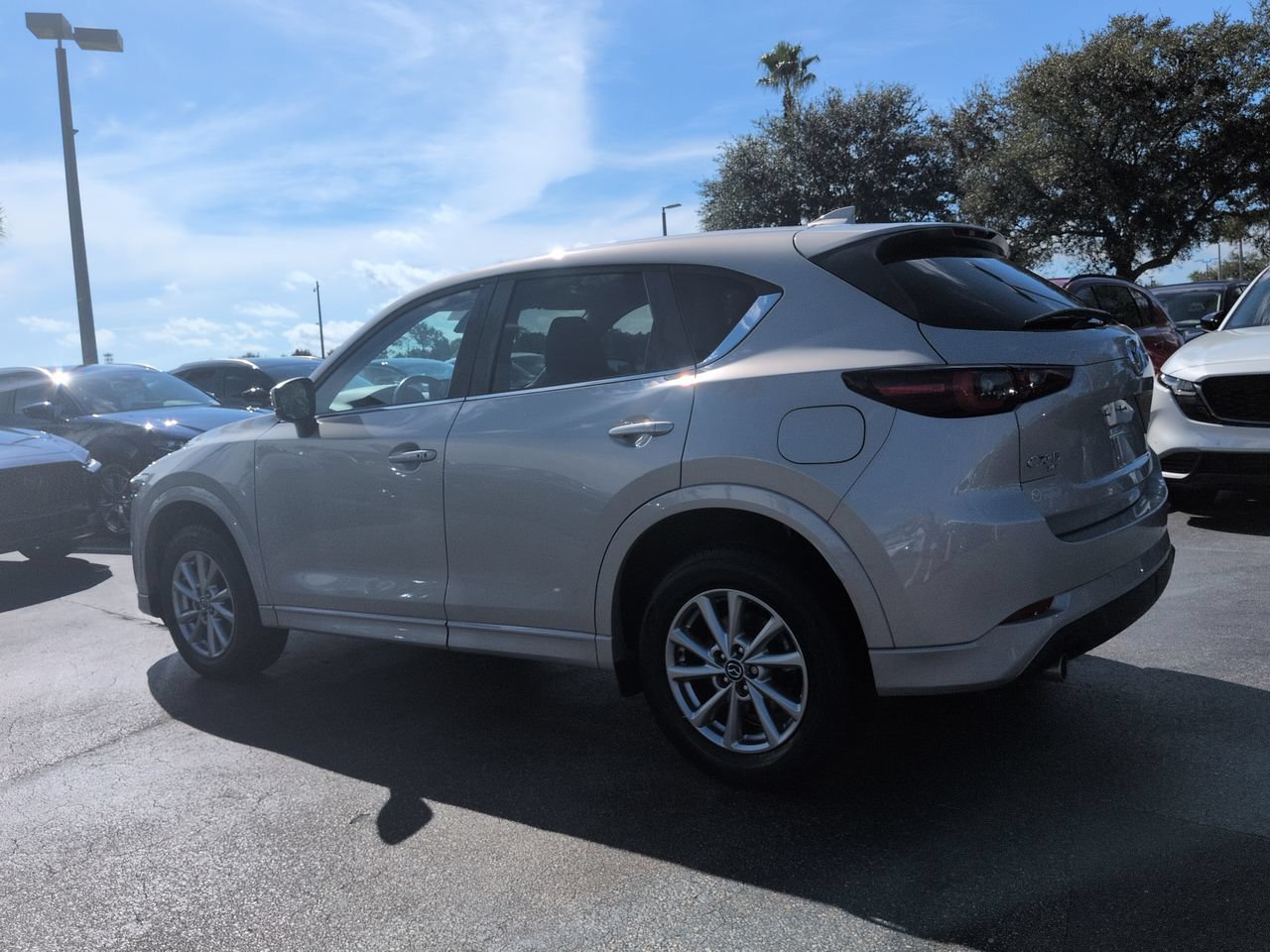 Used 2024 MAZDA CX-5 AWD 2.5 S w/ Select Package image 6
