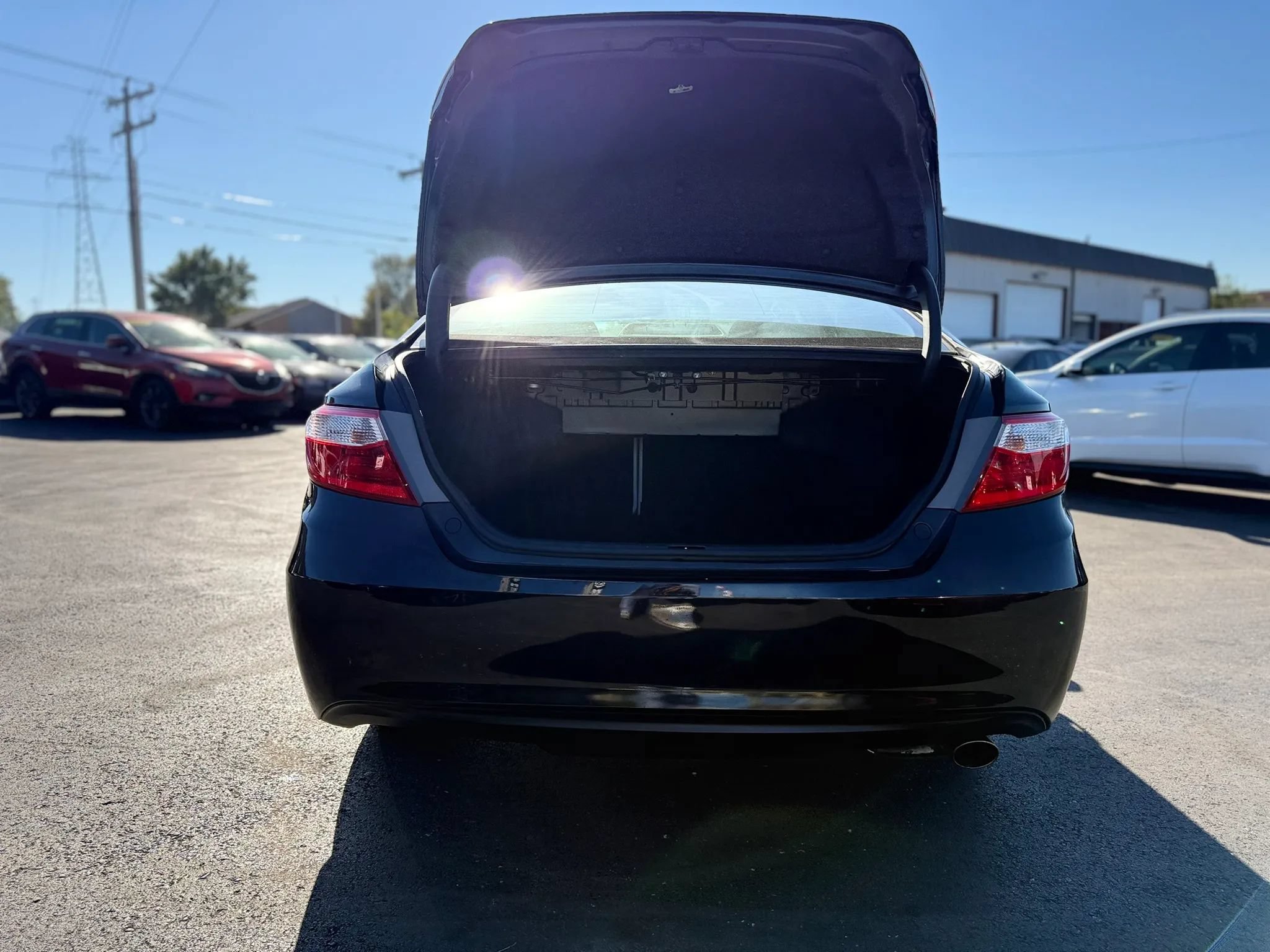 Used 2017 Toyota Camry XLE w/ Moonroof Package FWD image 31