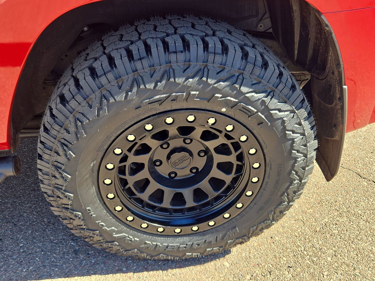 Used 2018 Toyota 4Runner SR5 image 32